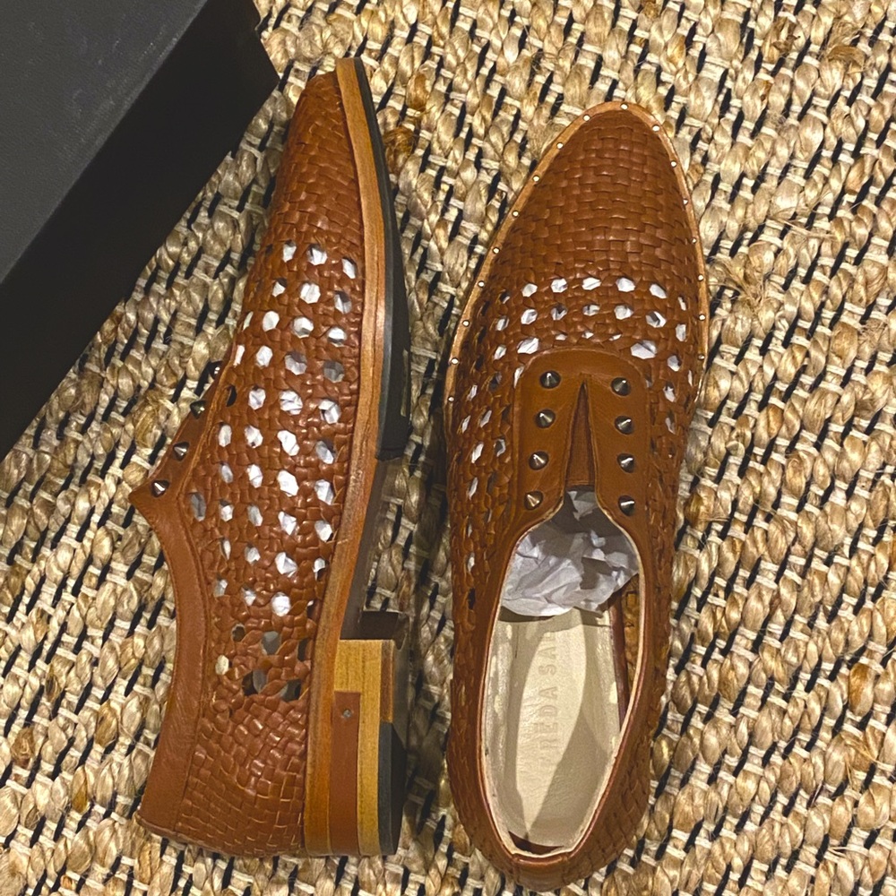 Iconic Freda Salvador “Wish” leather Oxford
